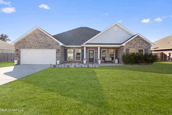 144 Saltmeadow Circle, Ocean Springs, MS 39564