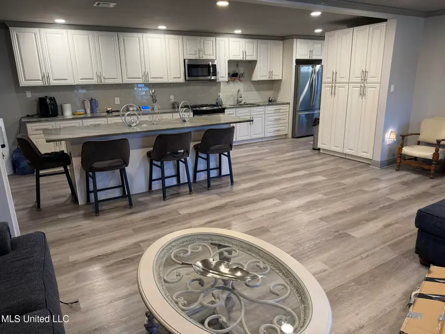 23 Beverly Drive, Natchez, MS 39120 - #3