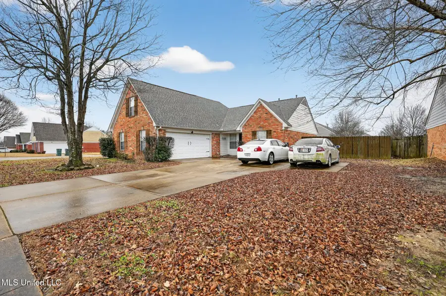 1891 Central Trails Drive, Southaven, MS 38671 - Image #3