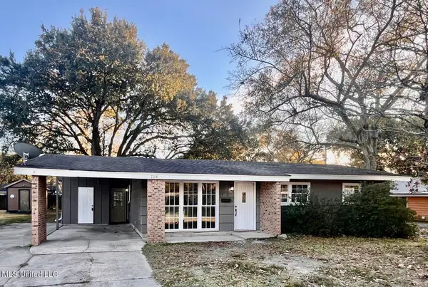 2304 Tucker Avenue, Pascagoula, MS 39567