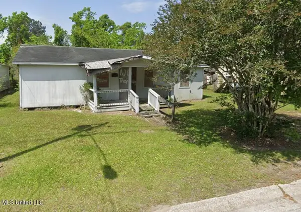 1519 Stewart Avenue, Gulfport, MS 39501