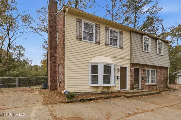 1817 Meadowbrook Road, Jackson, MS 39211