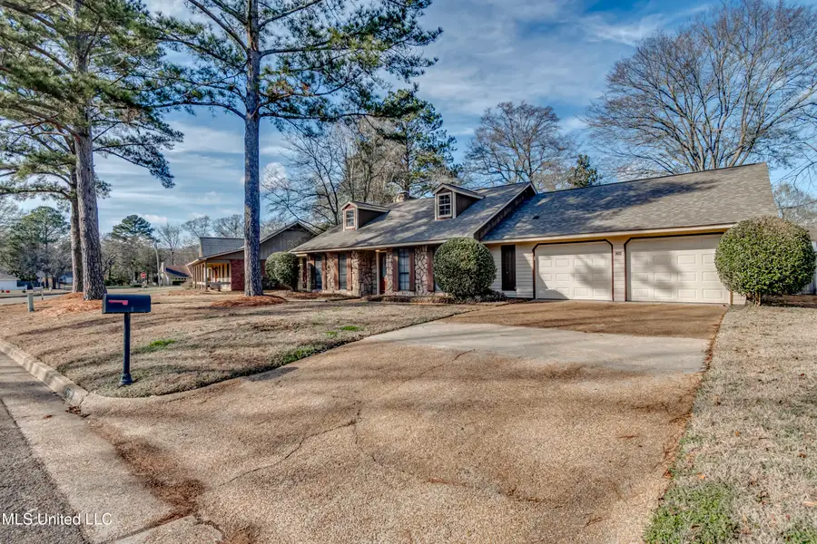 1422 Mossline Drive, Jackson, MS 39211 - Image #2