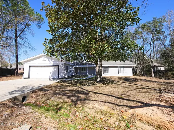 8820 Manoo Place, Diamondhead, MS 39525