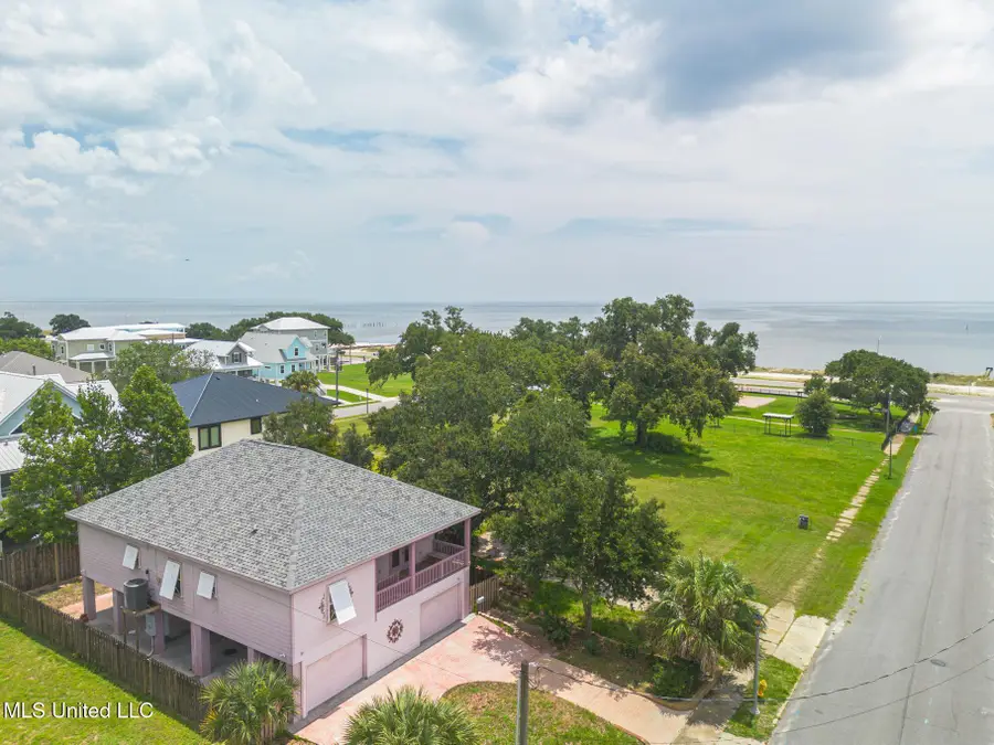 126 Miramar Avenue, Biloxi, MS 39530 - #2