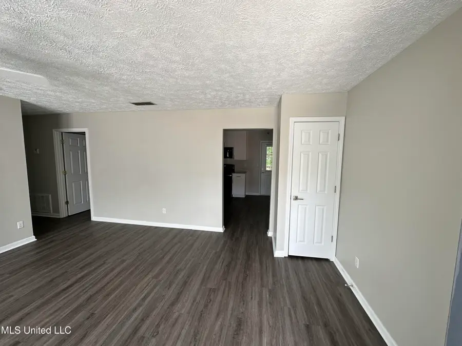 300 Carver Drive, Starkville, MS 39759 - #2