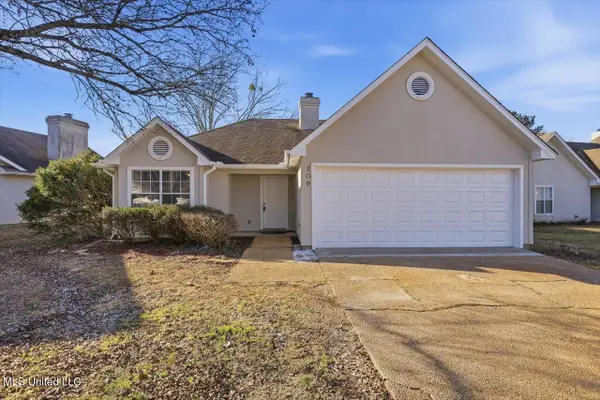 209 N Shadow Lake Drive, Clinton, MS 39056