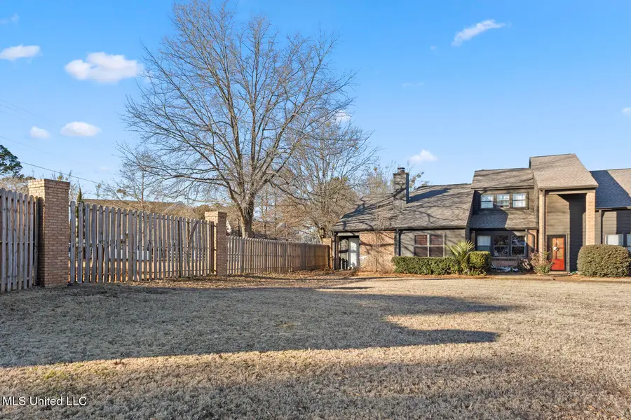 54 Woodlake Drive, Brandon, MS 39047 - #3