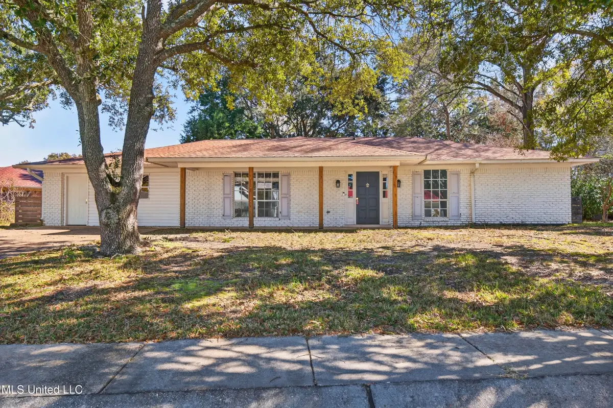 3306 Nottingham Road, Ocean Springs, MS 39564 - #1