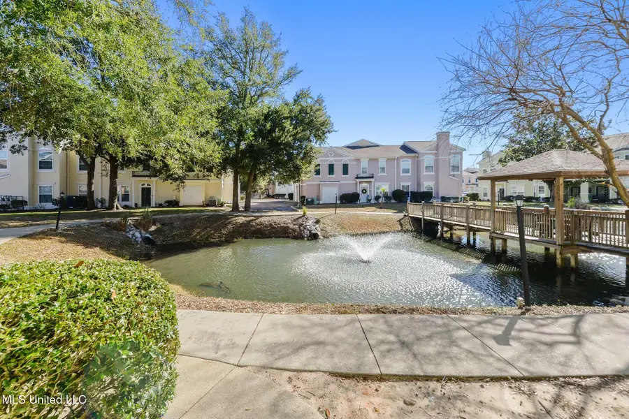 2252 Beach Drive, Gulfport, MS 39507 - #2