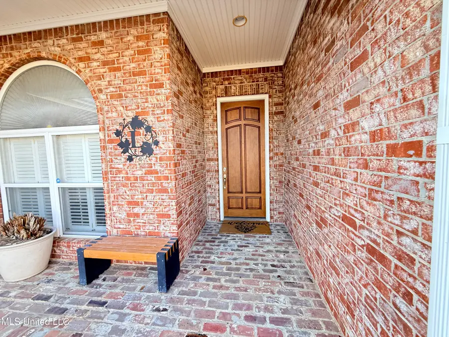 103 Oak Meadow Drive, Clinton, MS 39056 - #2