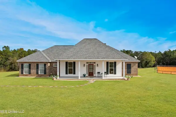 29 E Slope Drive, Carriere, MS 39426