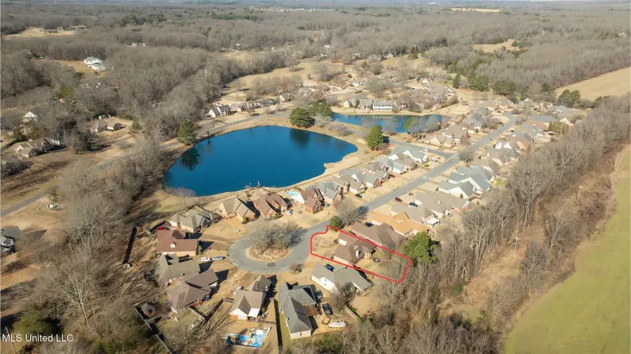 3750 Lake Village Cove, Olive Branch, MS 38654 - #2