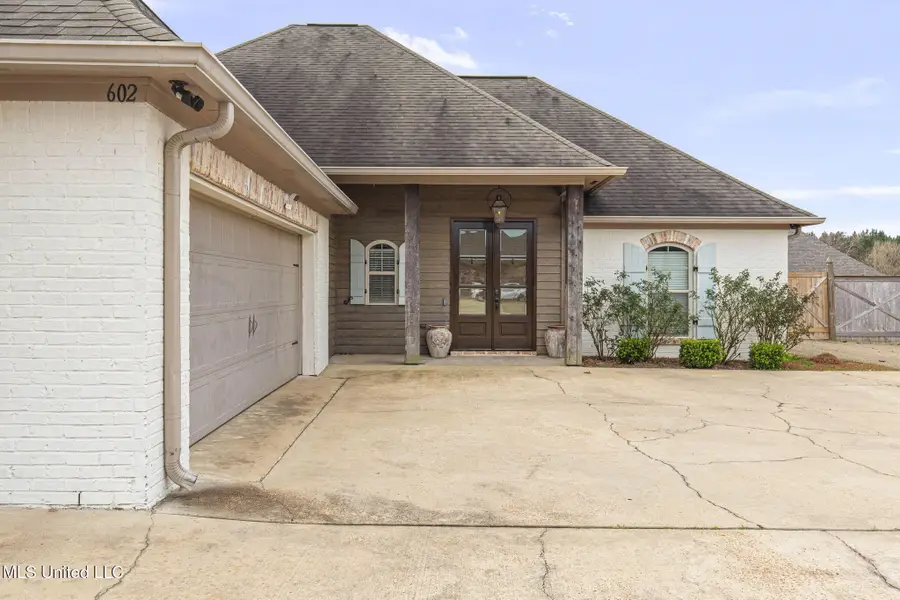 602 Belle Oak Lane, Brandon, MS 39042 - #3