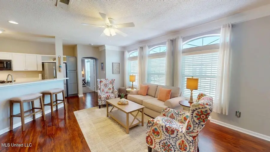 2252 Beach Drive, Gulfport, MS 39507 - #3