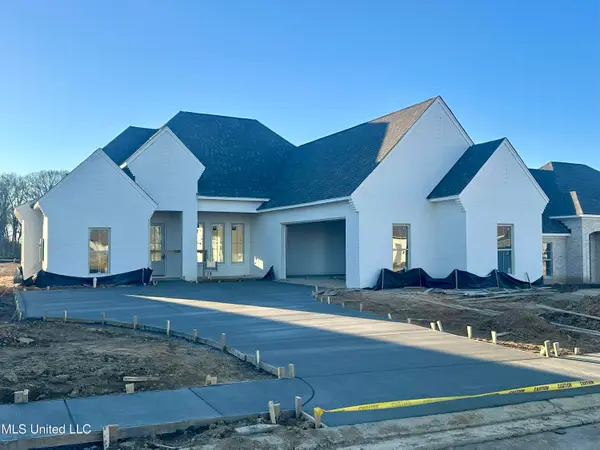 421 Aurora Circle, Canton, MS 39046