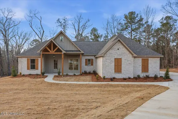 922 Mullican Road, Florence, MS 39073