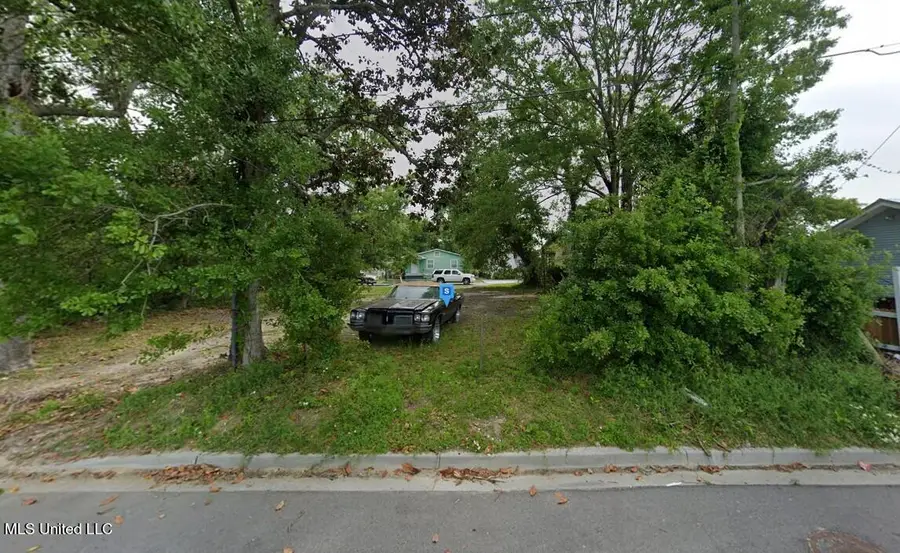 216 Brown Street, Biloxi, MS 39530 - #2