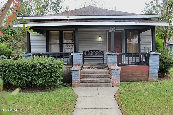 1215 Rebecca Avenue, Hattiesburg, MS 39401