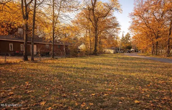 104 Short Dawson Street, Clinton, MS 39056