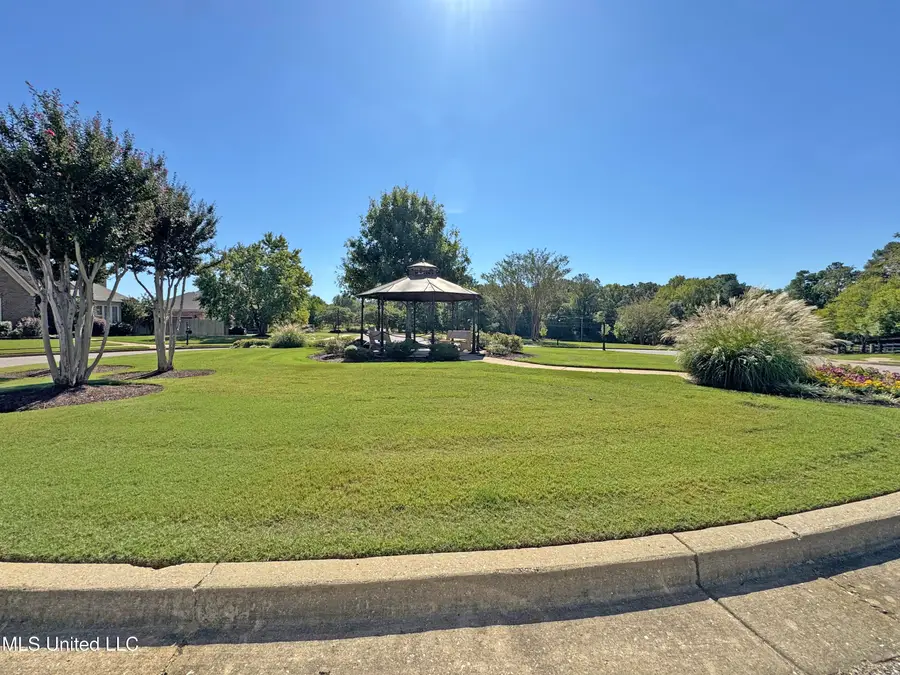 8066 Old Addison Drive, Olive Branch, MS 38654 - #2