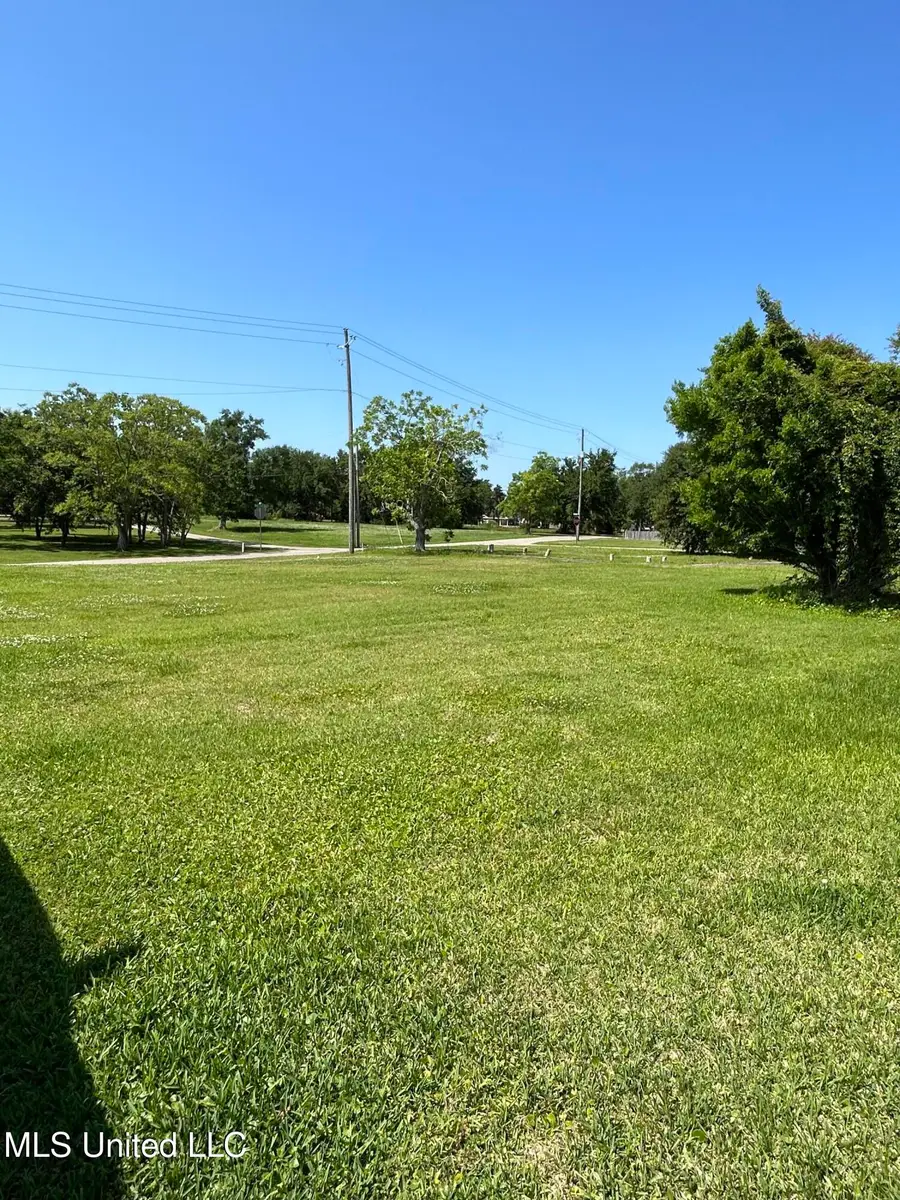 3032 Race Track Road, Diberville, MS 39540 - #3