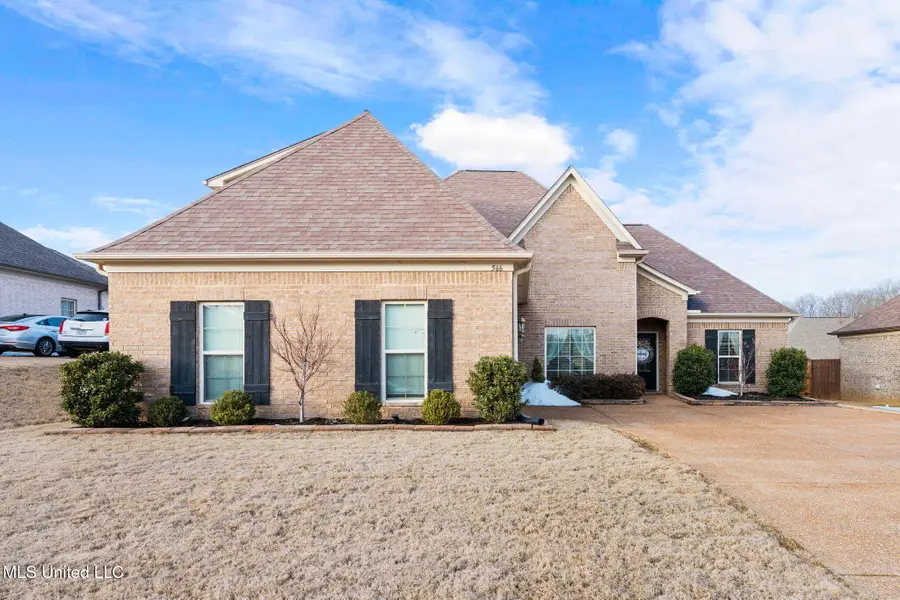 566 Benton Drive, Nesbit, MS 38651 - #2