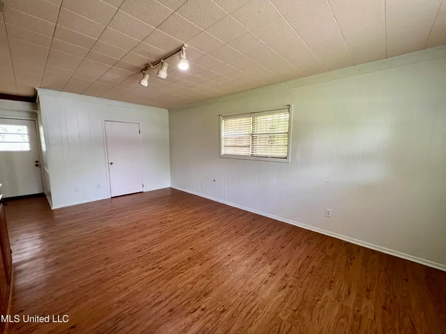 111 E Gresham Street, Indianola, MS 38751 - #3