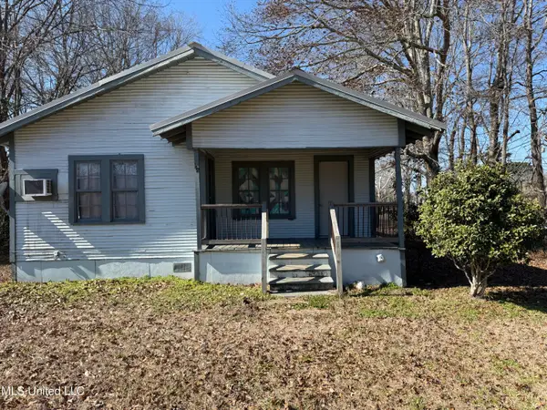 112 Moore Avenue, Pelahatchie, MS 39145