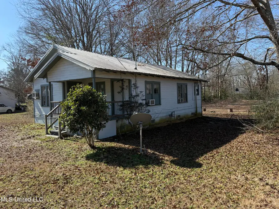 112 Moore Avenue, Pelahatchie, MS 39145 - #2