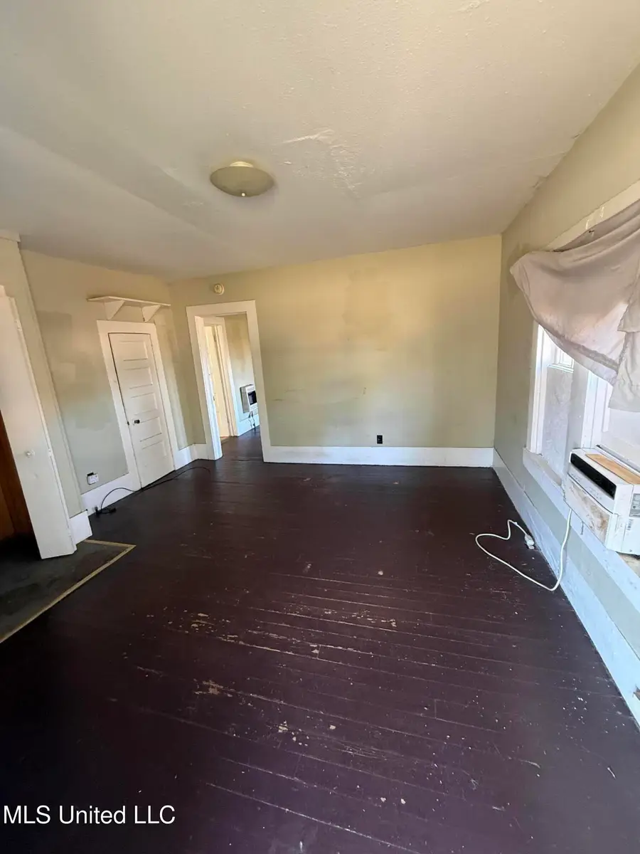 112 Moore Avenue, Pelahatchie, MS 39145 - #3