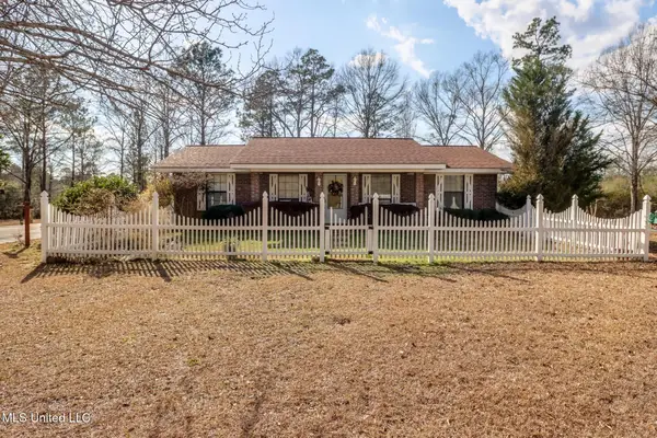 123 Carl Taylor Road, Wiggins, MS 39577