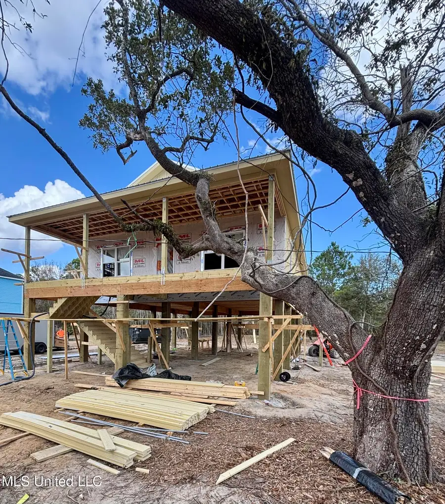 318 Hillcrest Street, Waveland, MS 39576 - #2