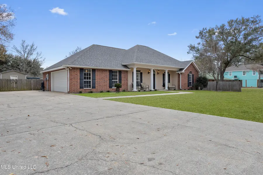 1118 Grove Street, Waveland, MS 39576 - #3