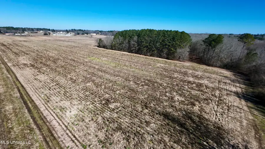 02 E Main Street, Carthage, MS 39051 - #3