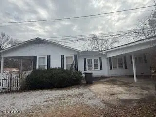206 S Monroe Street, Calhoun City, MS 38916 - #2