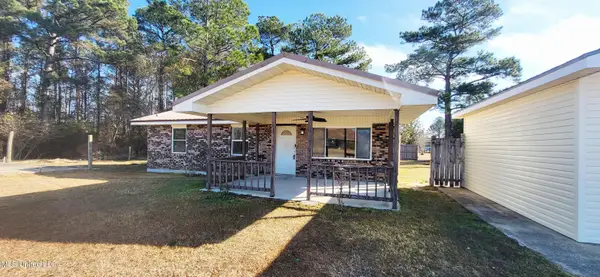 17184 Fenton Dedeaux Road, Kiln, MS 39556