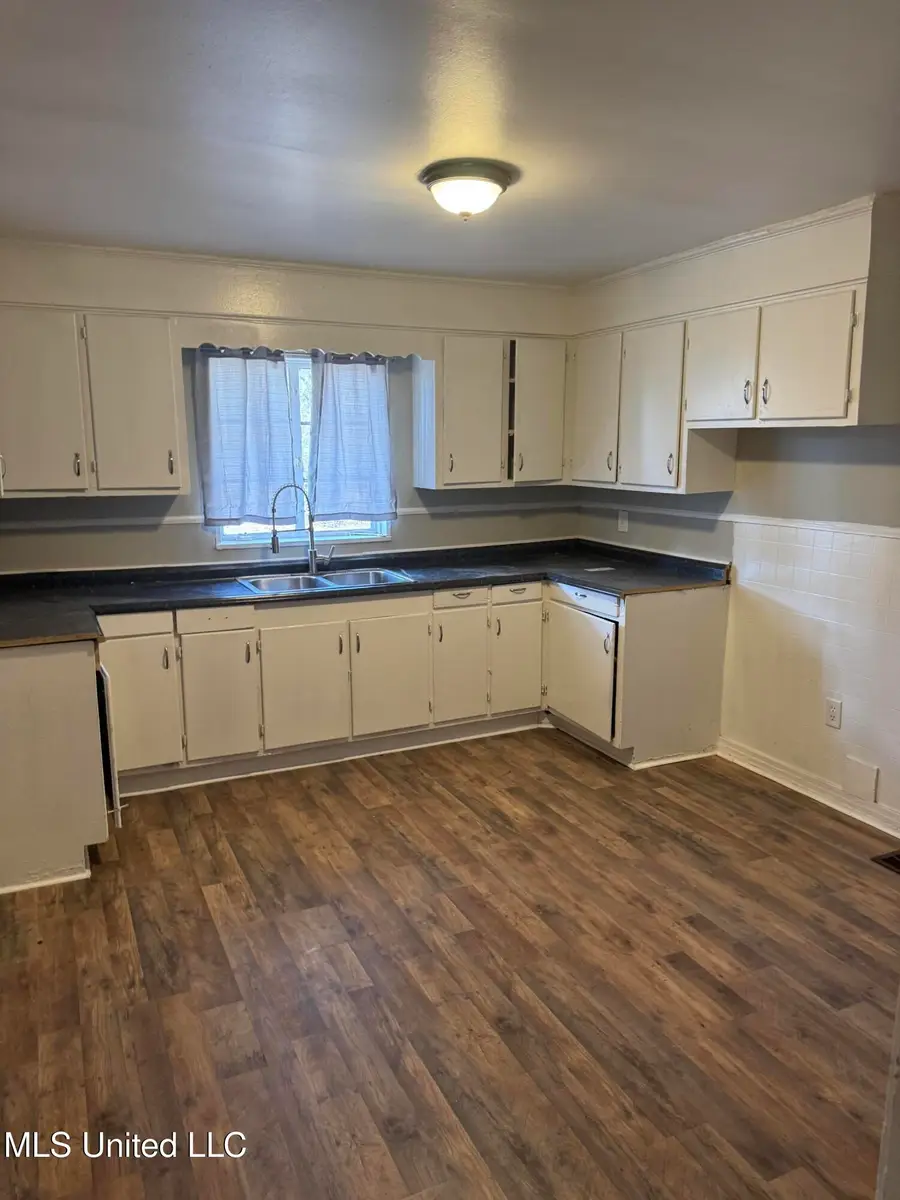 3251 Corey Drive, Jackson, MS 39212 - #2