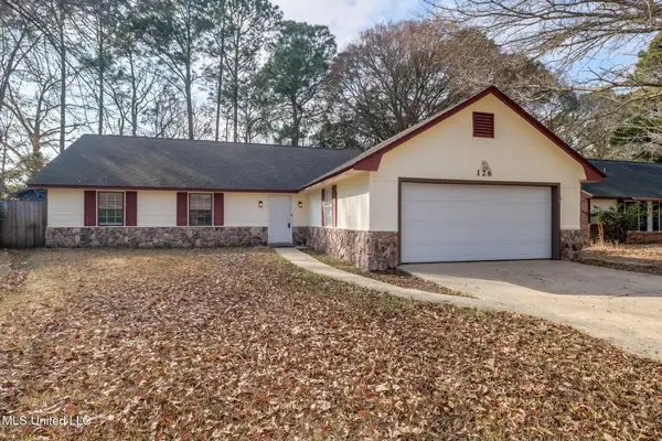 126 Gettysburg Circle, Ocean Springs, MS 39564
