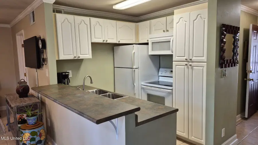 143 Lakeside Villa, Diamondhead, MS 39525 - #3