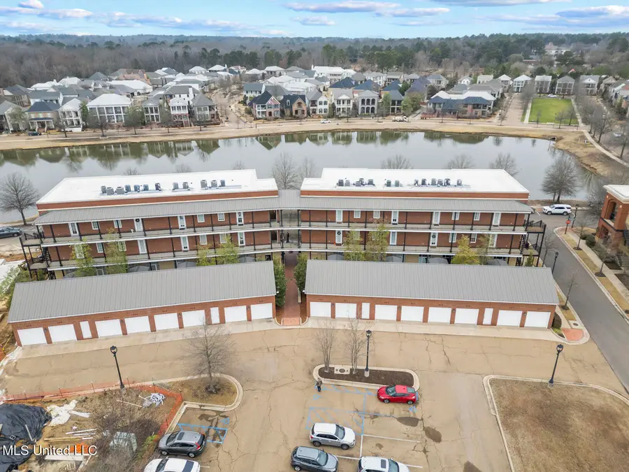 301 Northlake Avenue, Ridgeland, MS 39157 - #3