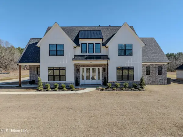 5042 Sophia Lane, Hernando, MS 38632