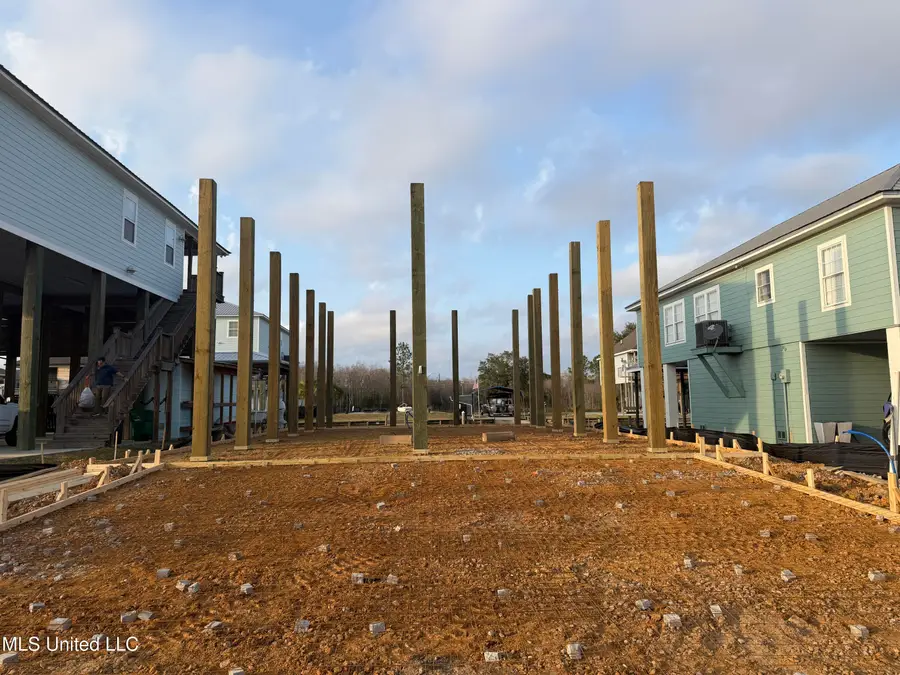 4090 Victoria Street, Bay Saint Louis, MS 39520 - #2