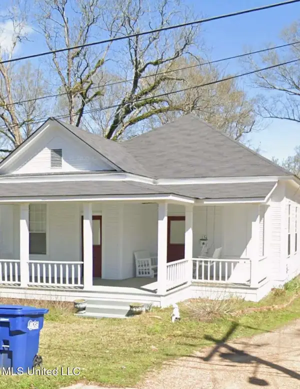 156 W Enterprise Street, Brookhaven, MS 39601