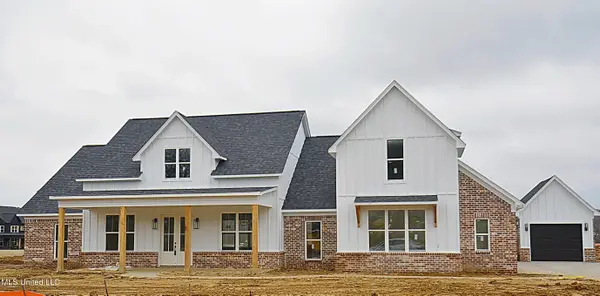 2401 Lauren Way, Hernando, MS 38632