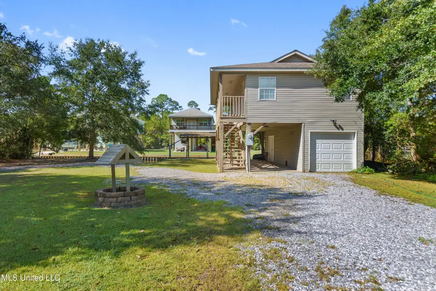 5037 Oklahoma Street, Bay Saint Louis, MS 39520 - #2