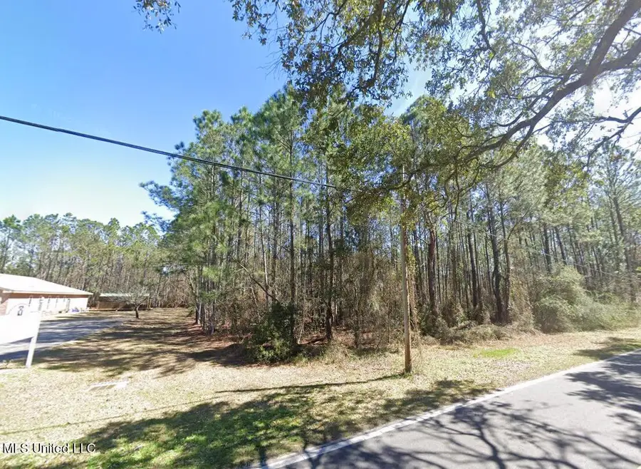 3300 39th Avenue, Gulfport, MS 39501 - #2