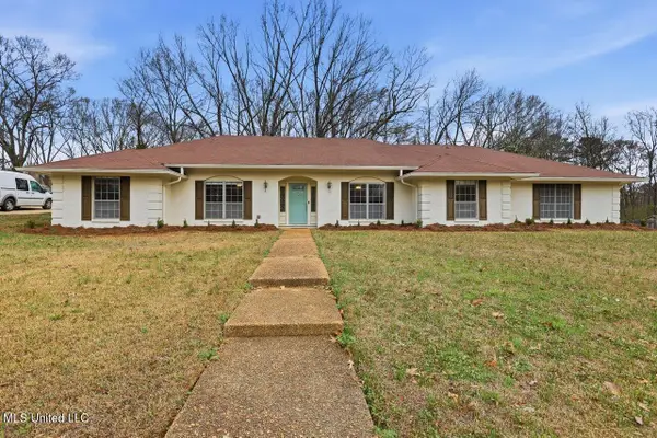 1508 Huntcliff Way, Clinton, MS 39056