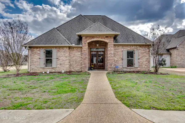601 Emerald Court, Brandon, MS 39047