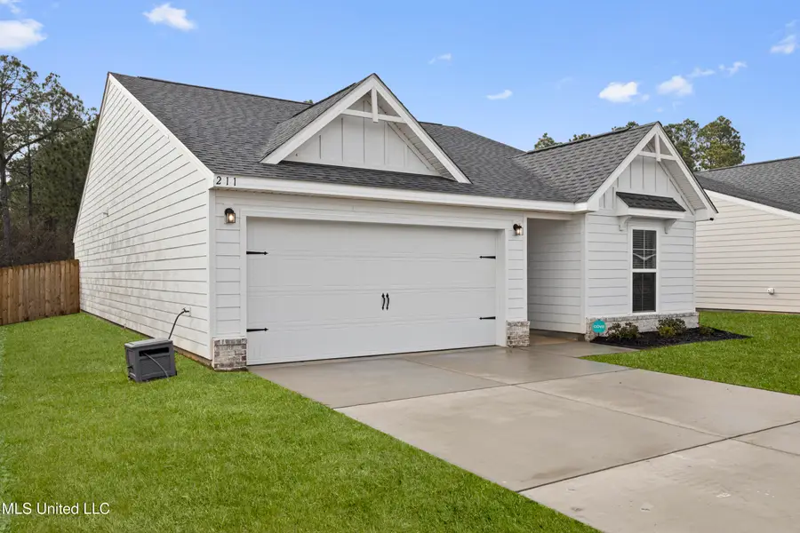 211 Savannah Gardens Road, Ocean Springs, MS 39564 - #2